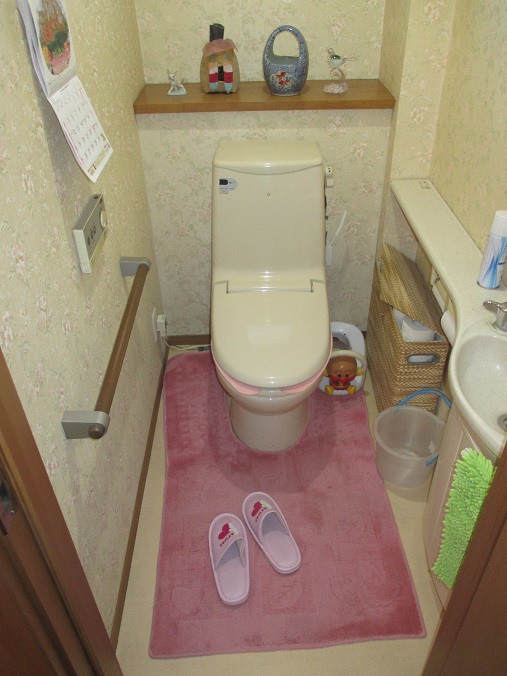 トイレ・サニタリー施工事例6（施工前）